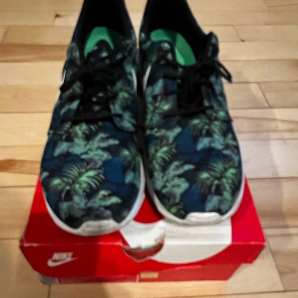 Nike Roshe floral - Picture 4 of 4